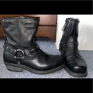 Black Harley boots, lightly worn but super soft and comfortable. True to size.